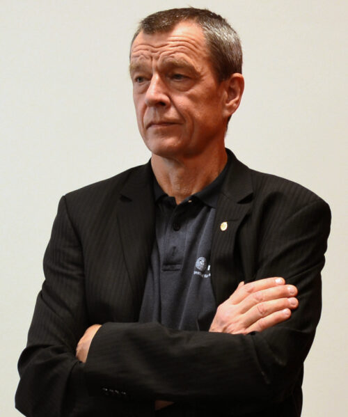 Hamburg-Eppendorfi Ülikooli Kohtumeditsiini Instituudi direktor dr Klaus Püschel: Me peame tagasi normaalsusesse pöörduma!